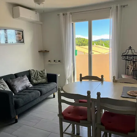 T2, 4 Personnes, Climatise, Avec Piscine, Village De La *